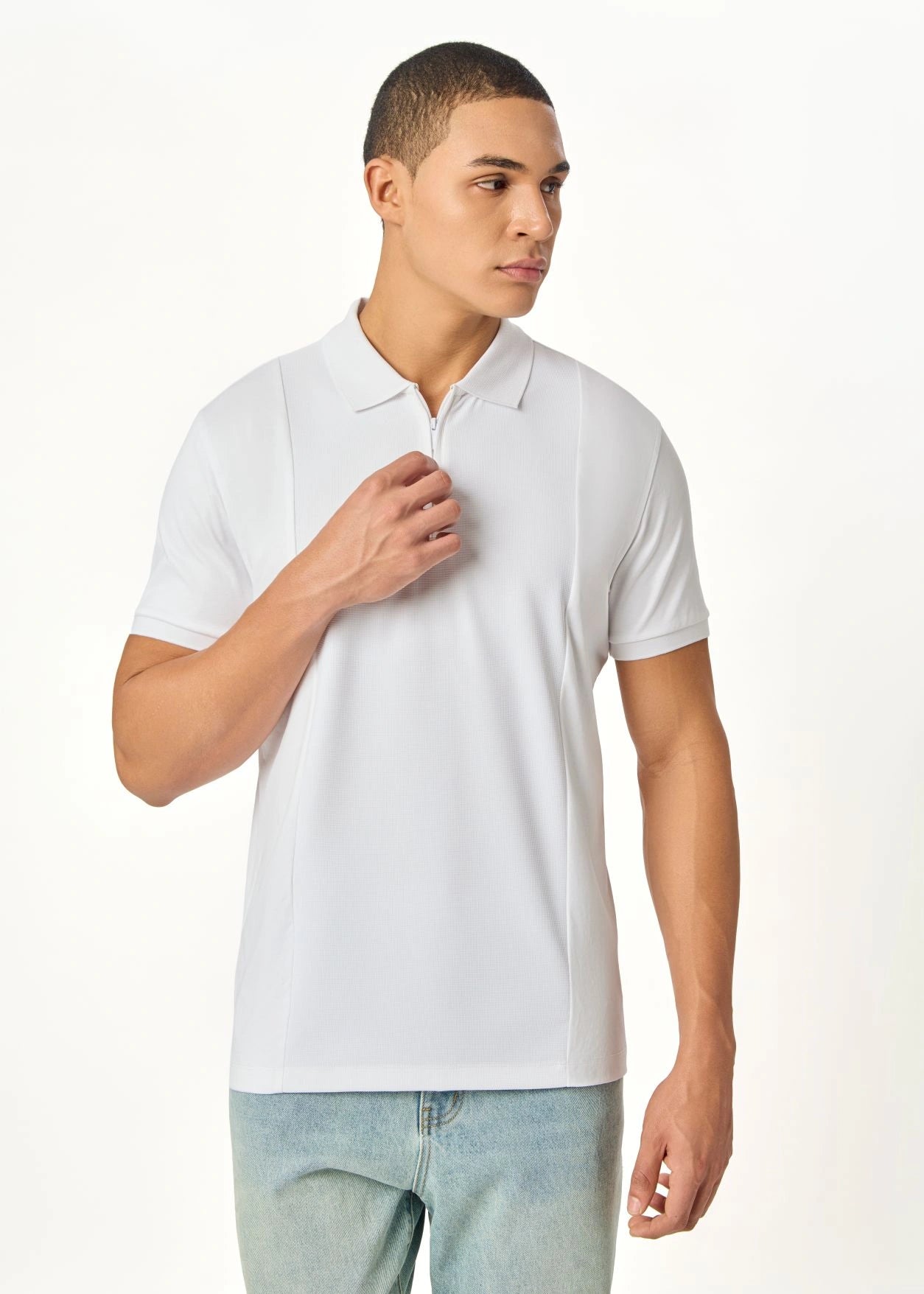 NOIR LUXE  ZIPPER POLO WHITE