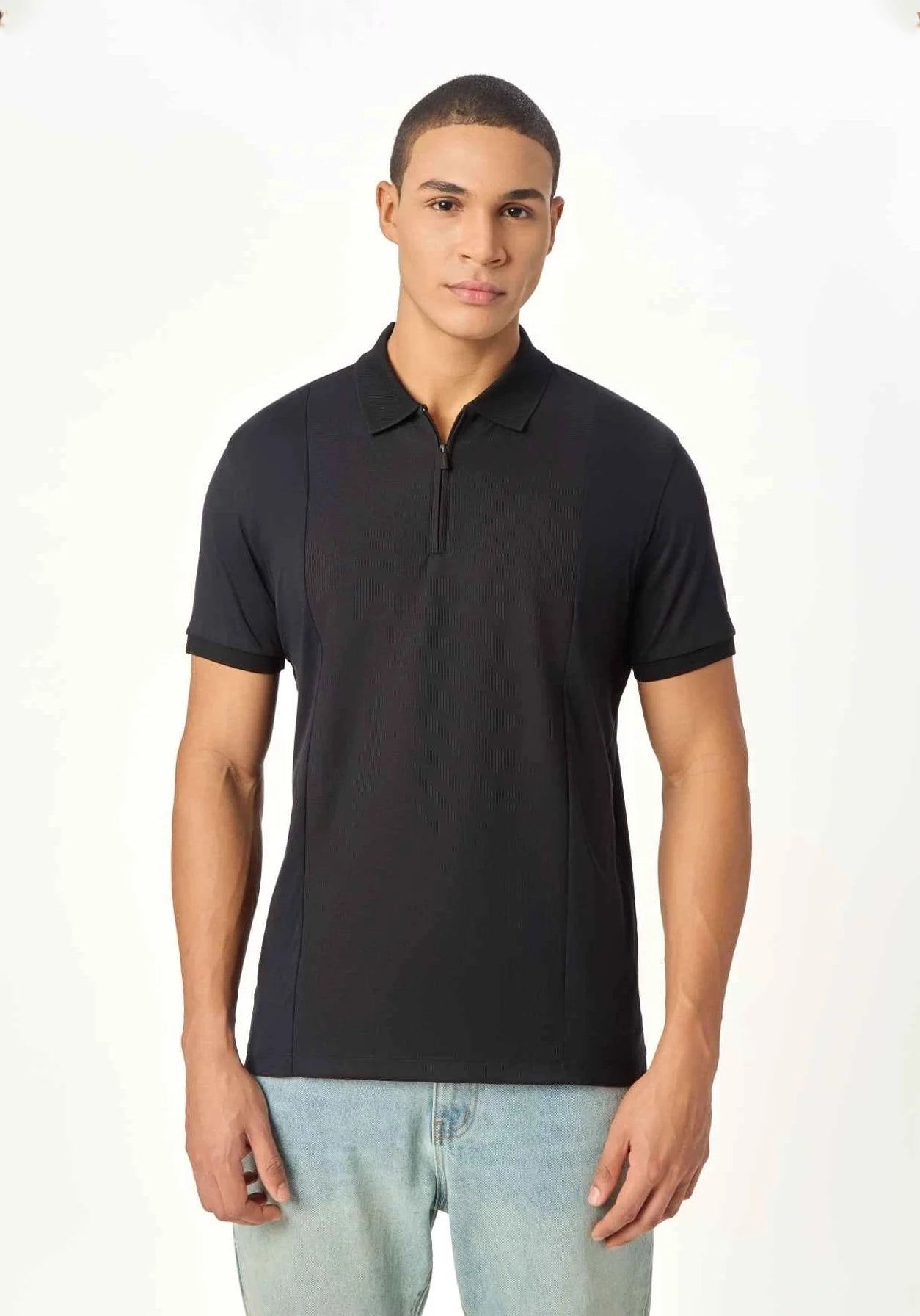 NOIR LUXE ZIPPER POLO BLACK
