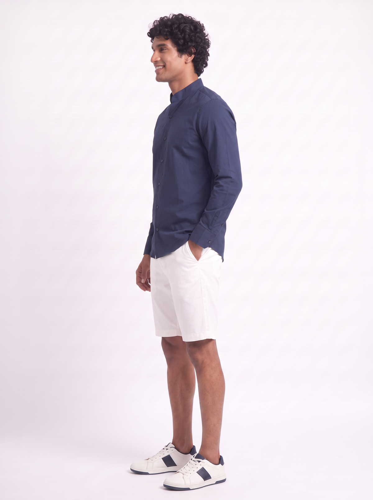 MAUJI  Button Down Shirt Cotton Navy Blue